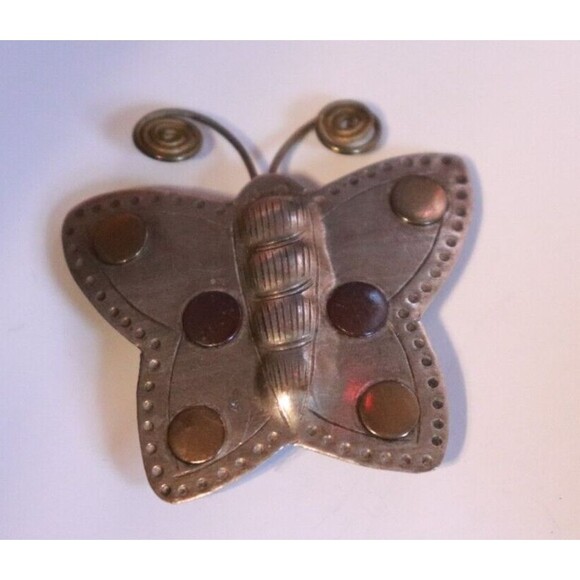 Butterfly Brooch Pin Silver‎ Tone Vintage - Picture 1 of 3